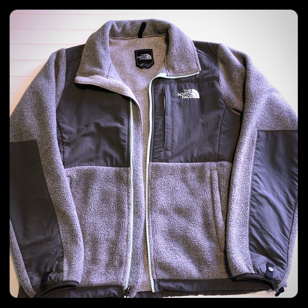 Grey north face fleece with mint accents